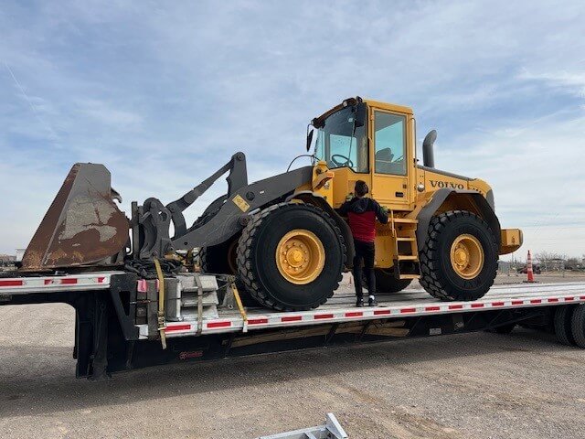 Game Heavy Hauling loading Volvo wheel loader Volvo wheel loader