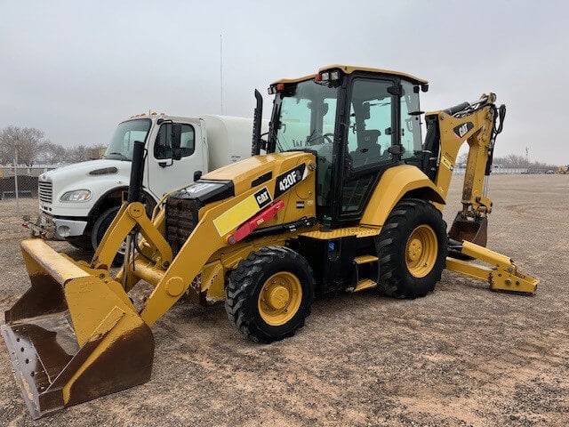 CAT 420F backhoe loader Game Heavy Hauling CAT 420F backhoe loader